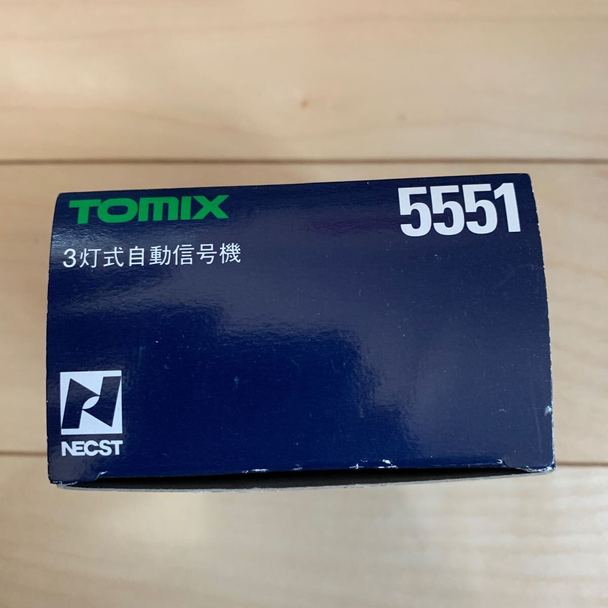 TOMIX 5551 3灯式自動信号機_画像4