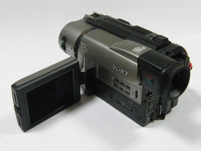 ◎ SONY CCD-TRV85 ソニー ハンディカム ビデオカメラ Hi8 バッテリーなし 動作未確認 ジャンクの画像4