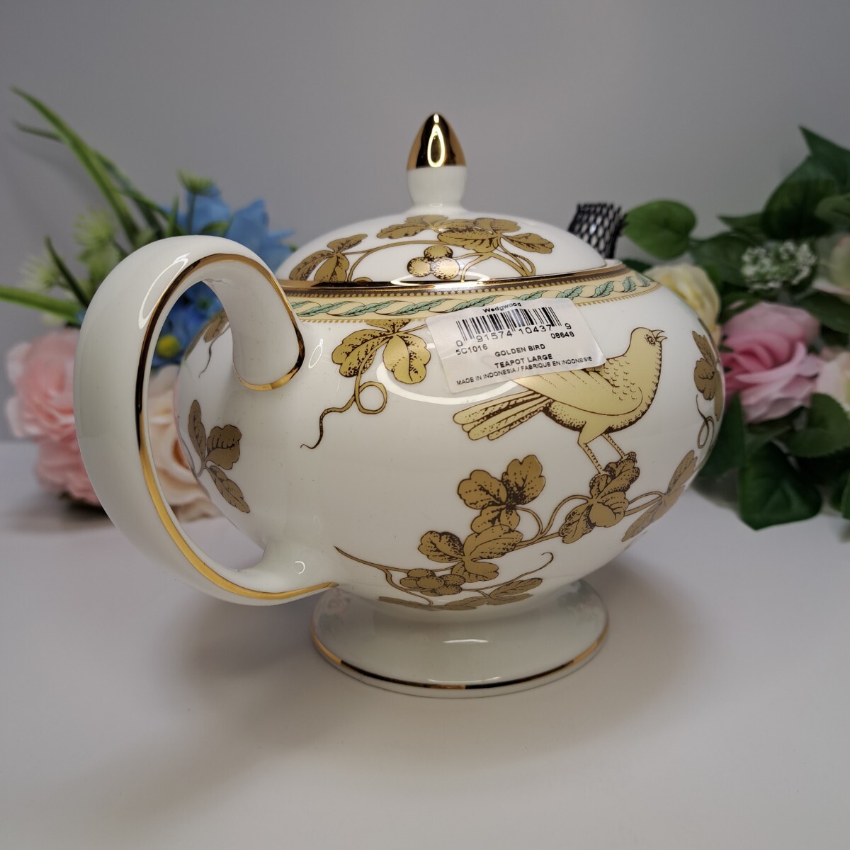 新品未使用品】ウェッジウッド ゴールデンバード 大型ポット 新品未使用品】ウェッジウッド ゴールデンバード 大型ポット