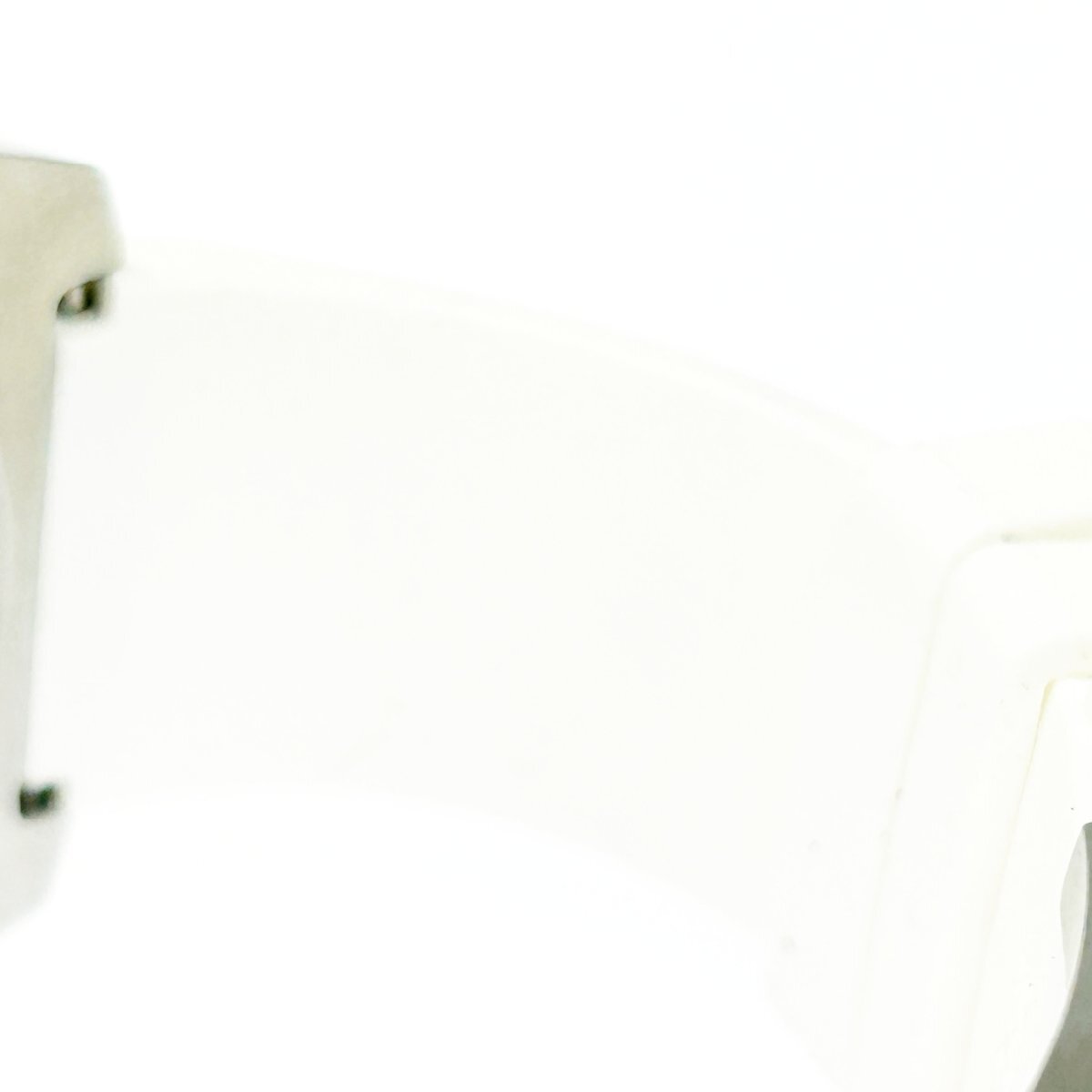 【1円スタート】【箱付き・訳あり品】BOMBERG ボンバーグ BOLT-68 クロノグラフ SS×ラバー ホワイト文字盤 クオーツ メンズ腕時計 266204_画像8