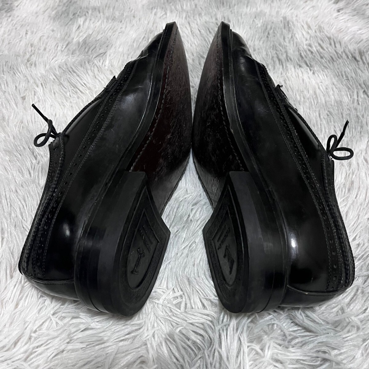 【極美品】REGALリーガル ウイングチップ ビジネスシューズ メダリオン 26.0cm 本革 鏡面 黒 紳士靴 革靴 レザー ブラック 本革の画像9