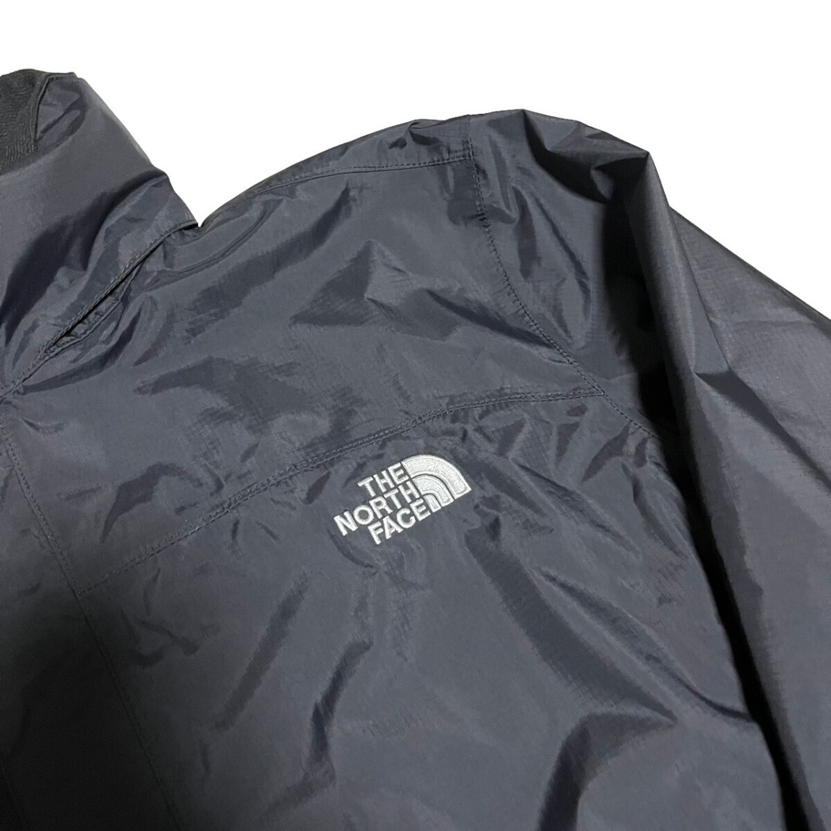 ［美品］1スタ  THE NORTH FACE ノースフェイス マウンテンパーカー ナイロンジャケット 黒 アウトドア キャンプ リゾルブジャケットの画像4