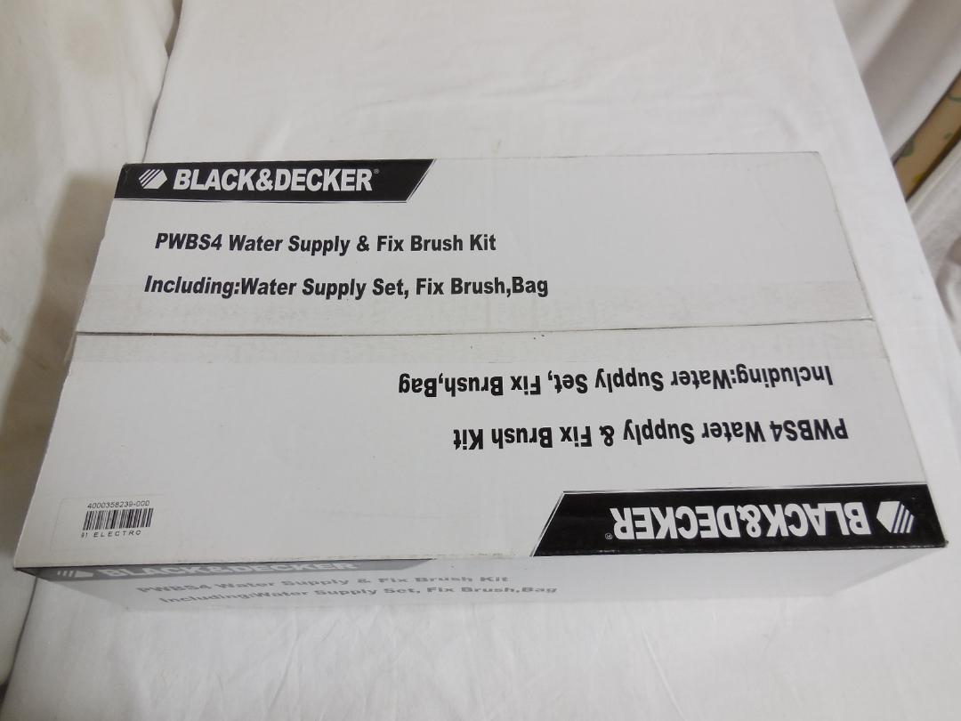 □ 未使用・未開封品　BLACK&DECKER 高圧洗浄機 PW1300 コンパクトフィット 洗浄ブラシ＆給水ホースキット収納バック付き