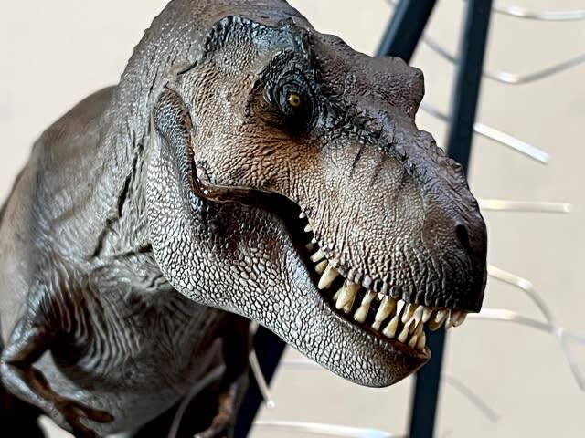 【ジュラシック・パーク】本心楠改Nanmu Studio ティラノサウルス 1/35 SCALE 覇王龍2.0 T-REX PERPETUAL CURTAIN（限定版）の画像3