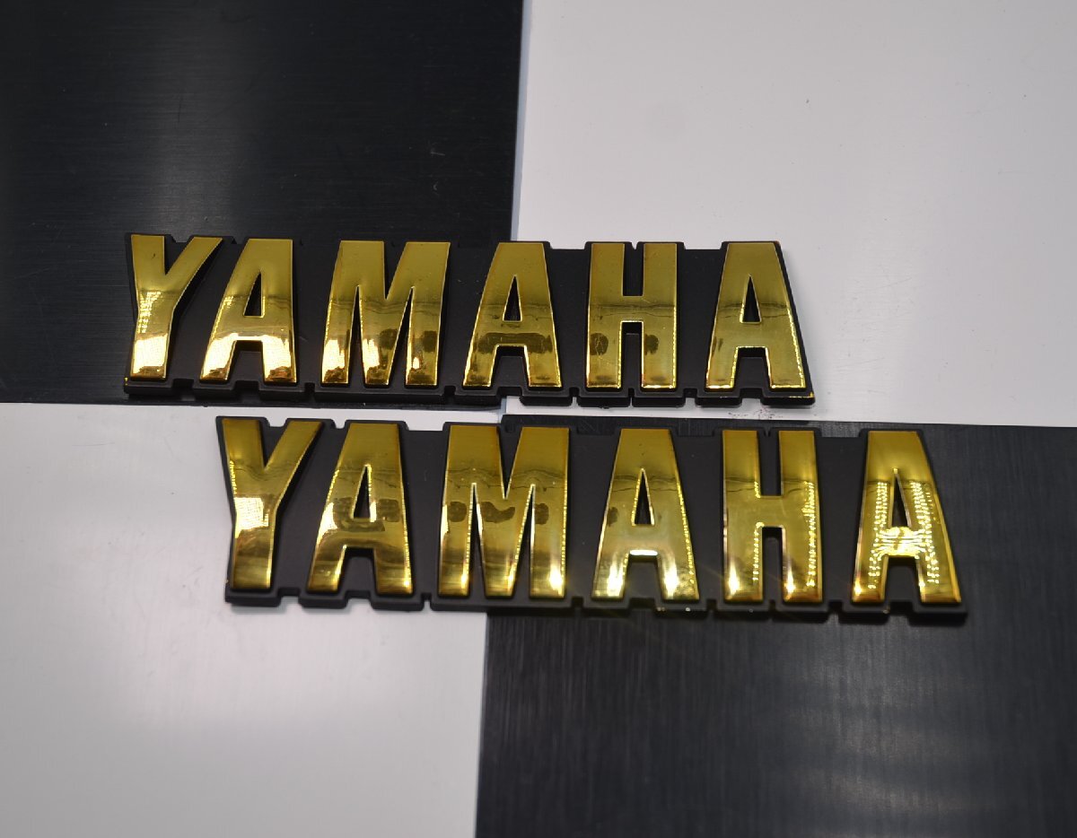 YAMAHA タンクエンブレム 2枚 セット XJ400 XJ400D XJ550 RZ250 RZ350 SR400 GS400 GT380 Z400FX CBX400F ヤマハ 旧車 シビエ マーシャルの画像1