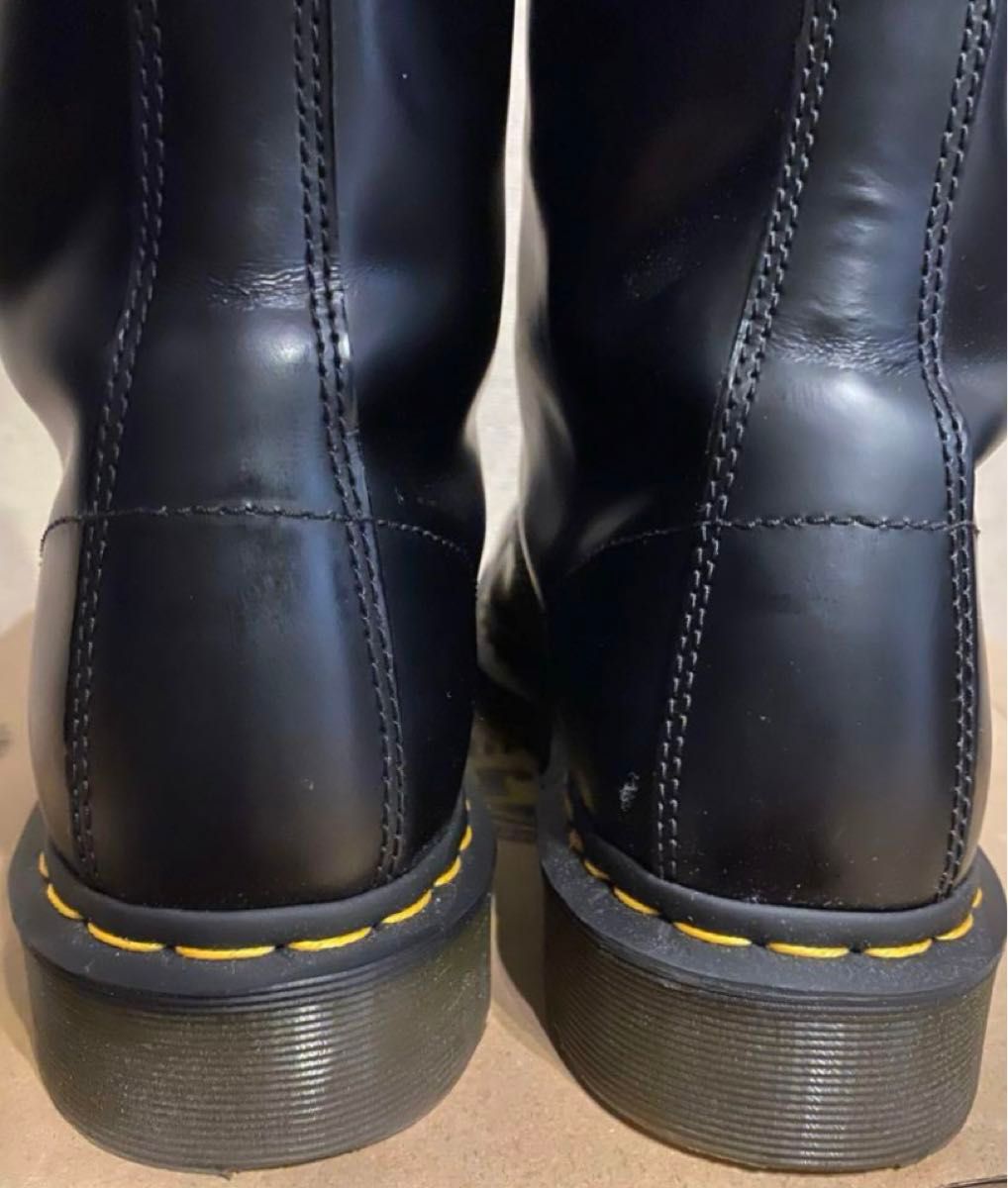 Dr.Martens ドクターマーチン 10ホール ブーツ 厚底 本革 レザー 革靴 ロンドン パンク ロック 