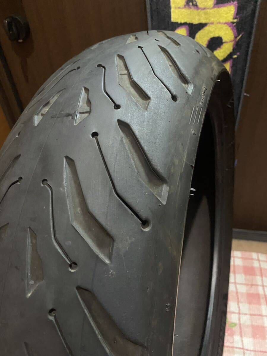 中古MCタイヤ 2021年製造 MICHELIN 2CT+ ROAD6 180/55ZR17 パンク修理痕あり ミシュラン ロード6 180 55 17 3721 M3104の画像2