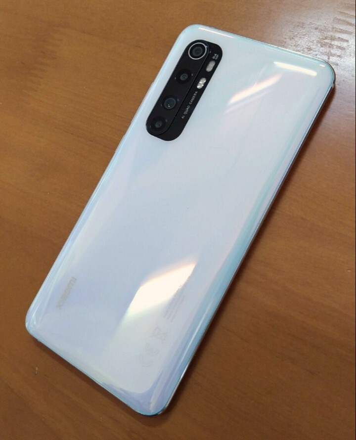 Xiaomi 　Mi Note 10 Lite　グレイシャーホワイト　美品_画像2