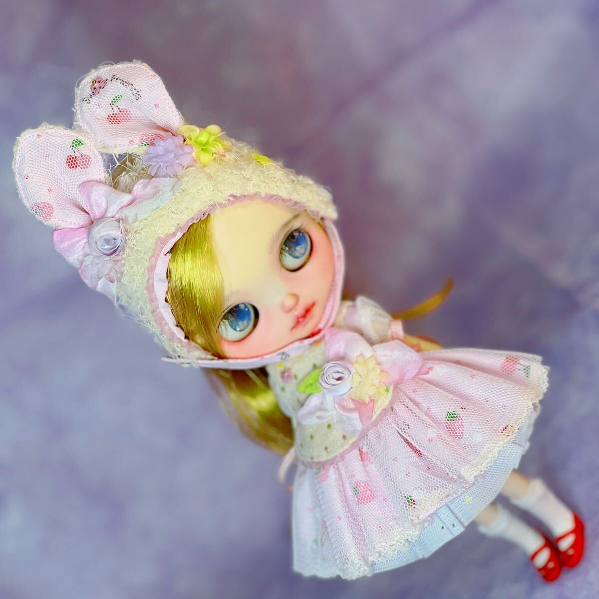 LILODOLL カスタムブライス blythe ミディブライス ネコグツズキン デフォルトアウトフィット 海外作家様アウトフィット付きの画像6