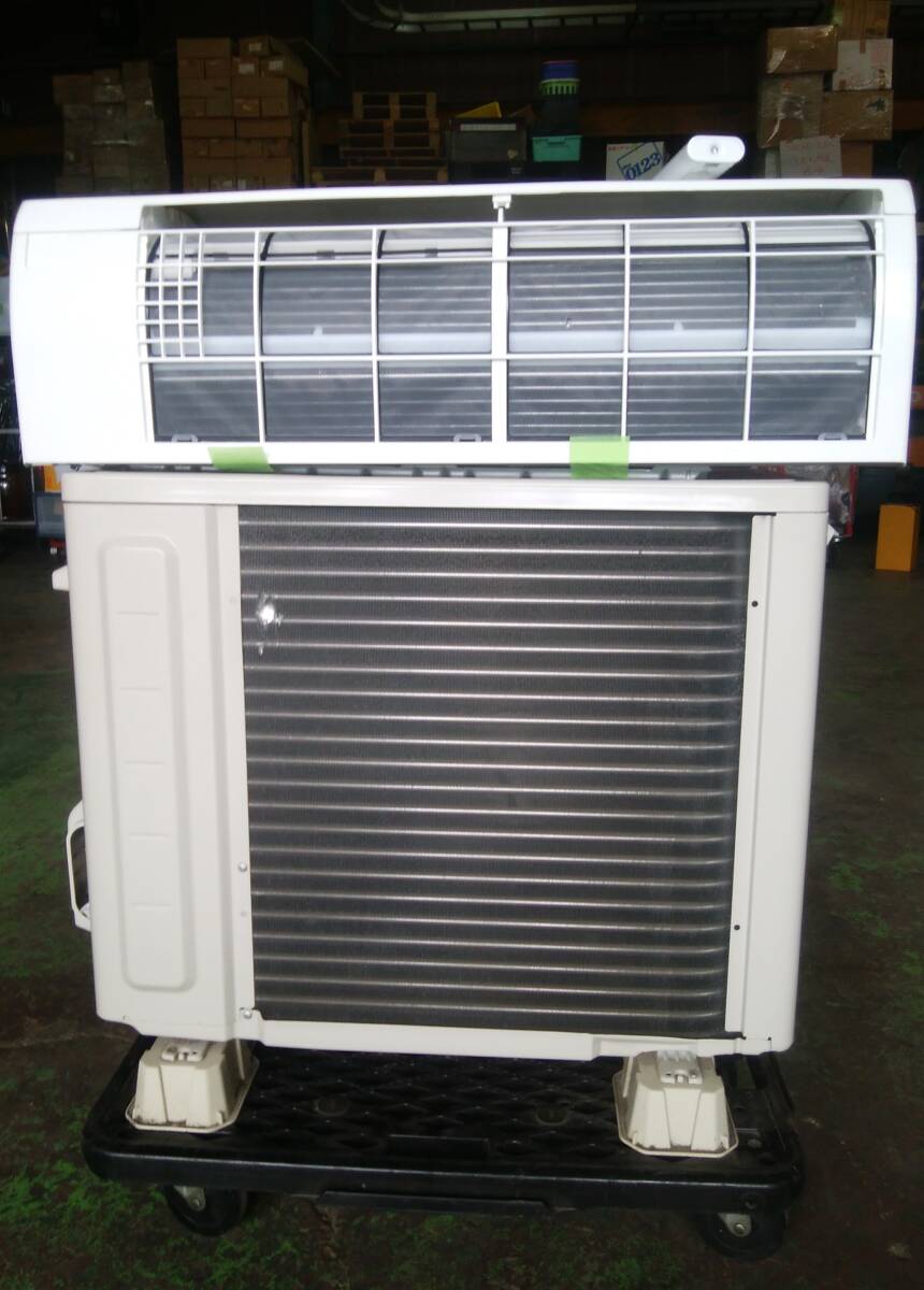 ☆B4 DAIKIN ダイキン ルームエアコン Eシリーズ F22YTES-W S22YTES-W 室外機/R22YES 主に６畳用 2021年製 通電OKの画像4