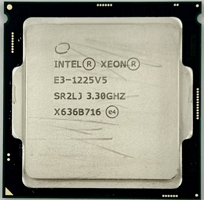 ★動作良好品★Intel Xeon E3-1225 V5 3.30GHz SR2LJ LGA1151★①の画像1