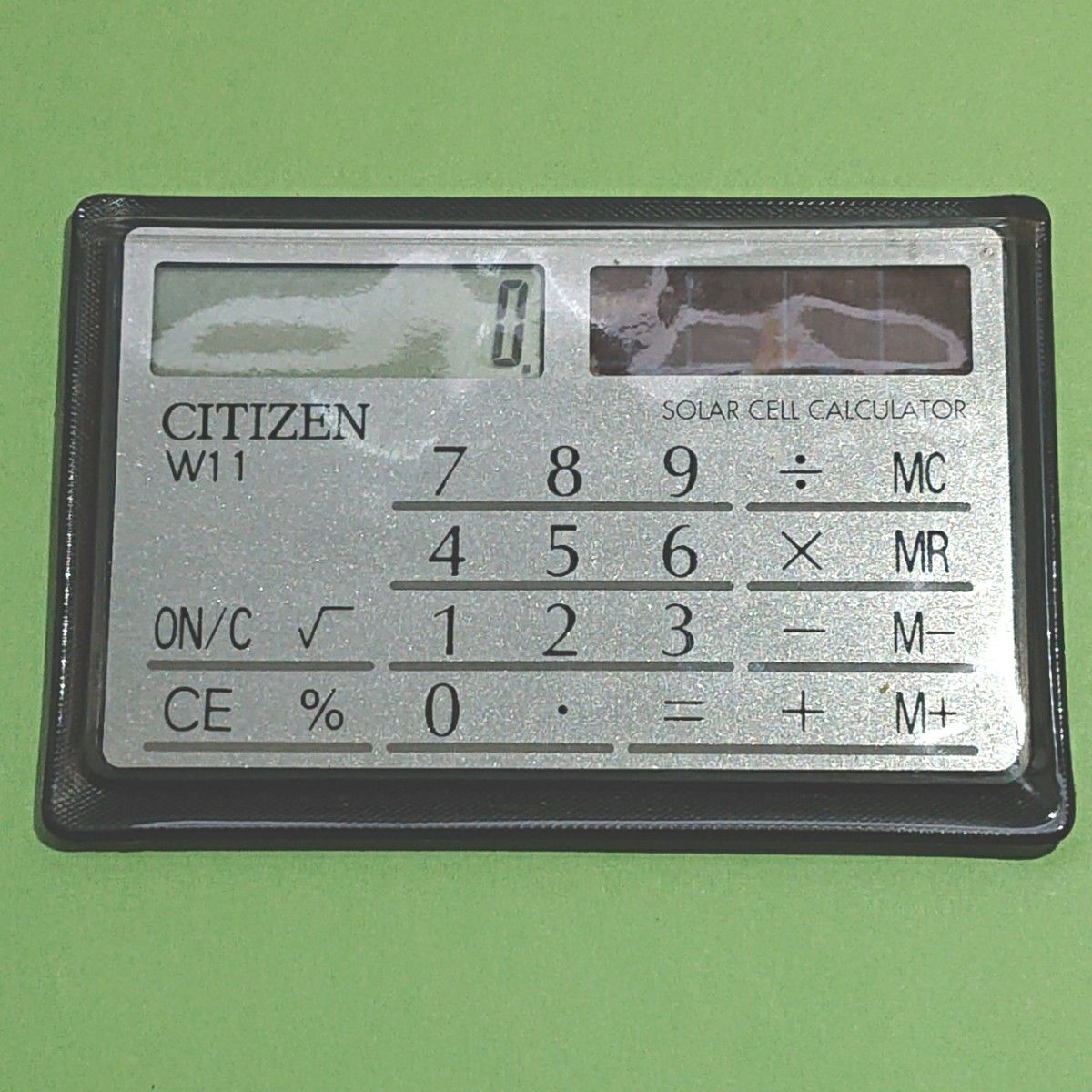 CITIZENカードタイプソーラー電卓 W11