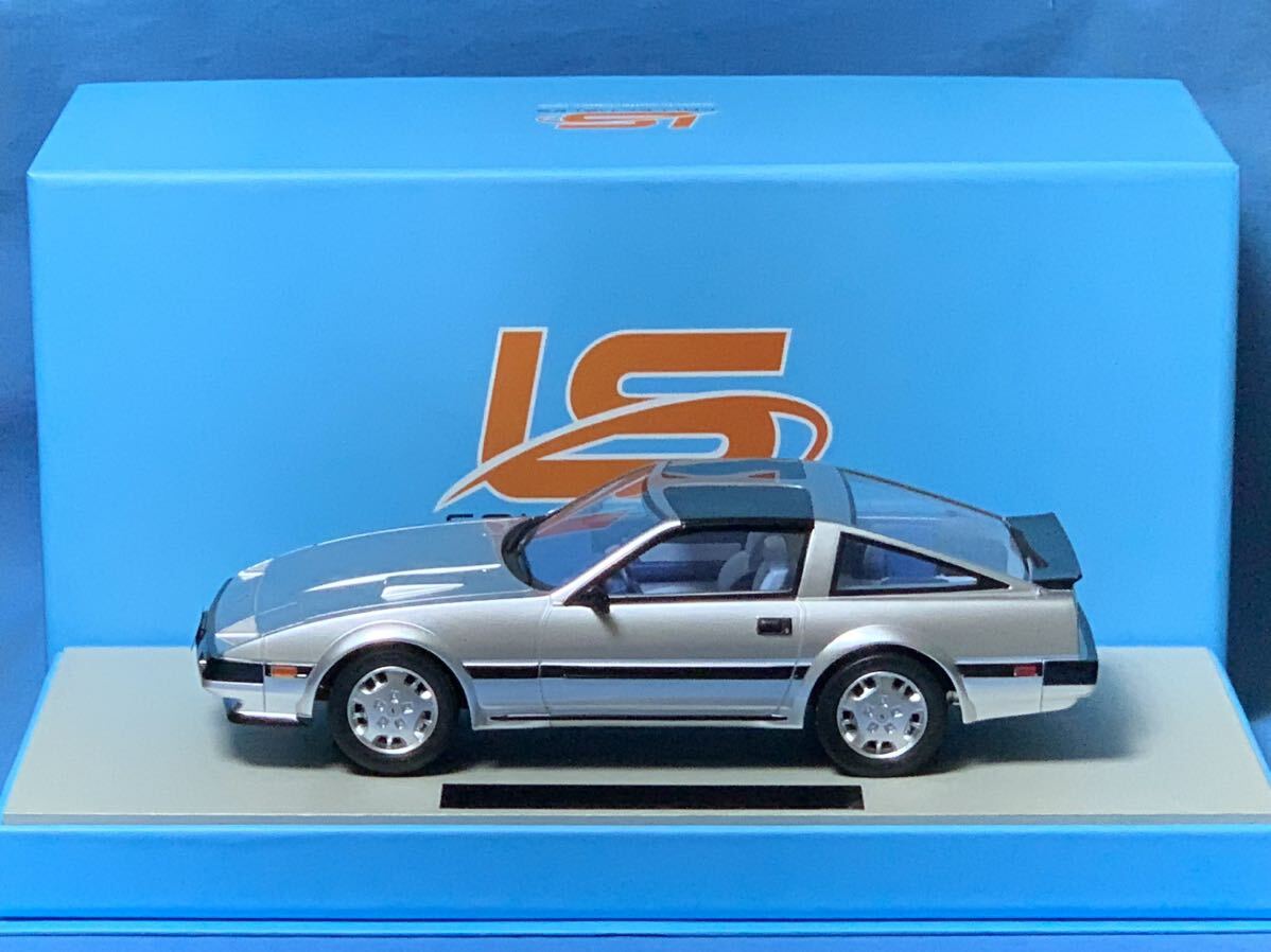 1/18 LS COLLECTIBLES 日産 フェアレディZ 300ZX Z31 LS040B 1円 1円〜 1円スタート 絶版 入手困難 希少 レア 京商 シルバー_画像9