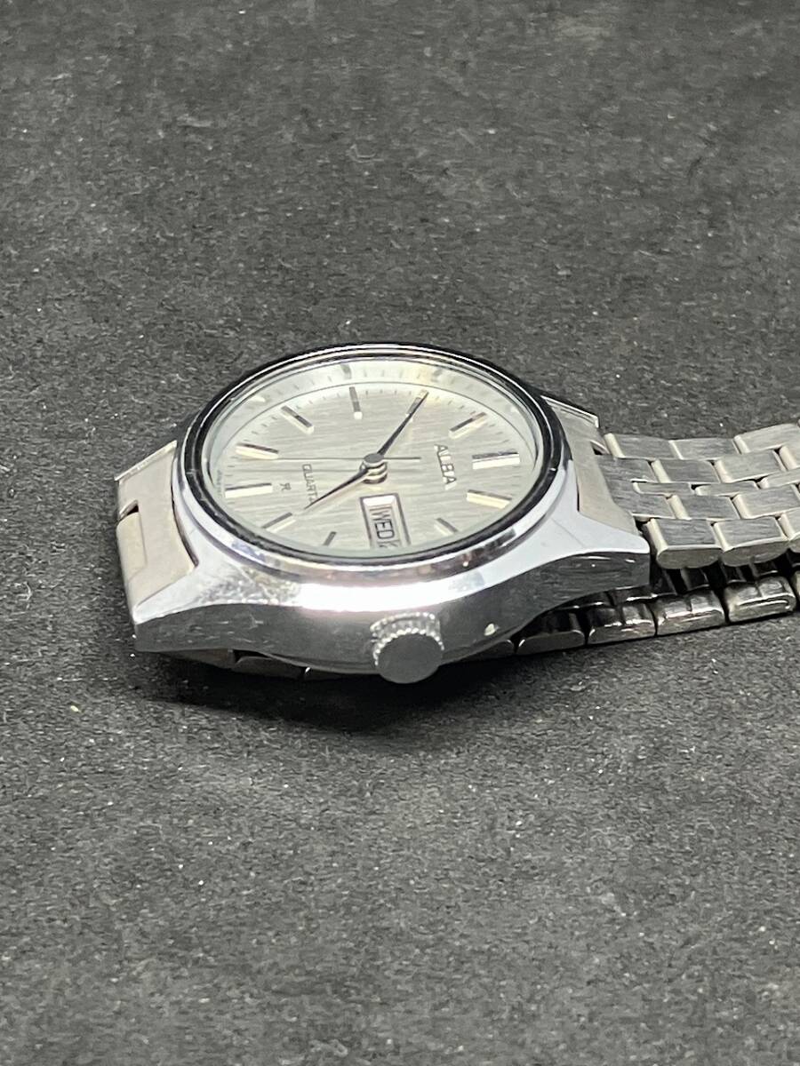 1円 希少 レア SEIKO セイコー ALBA アルバ メンズ 腕時計 デイデイト Y468-0010R 現状品 保管品 コレクション レトロ ヴィンテージ
