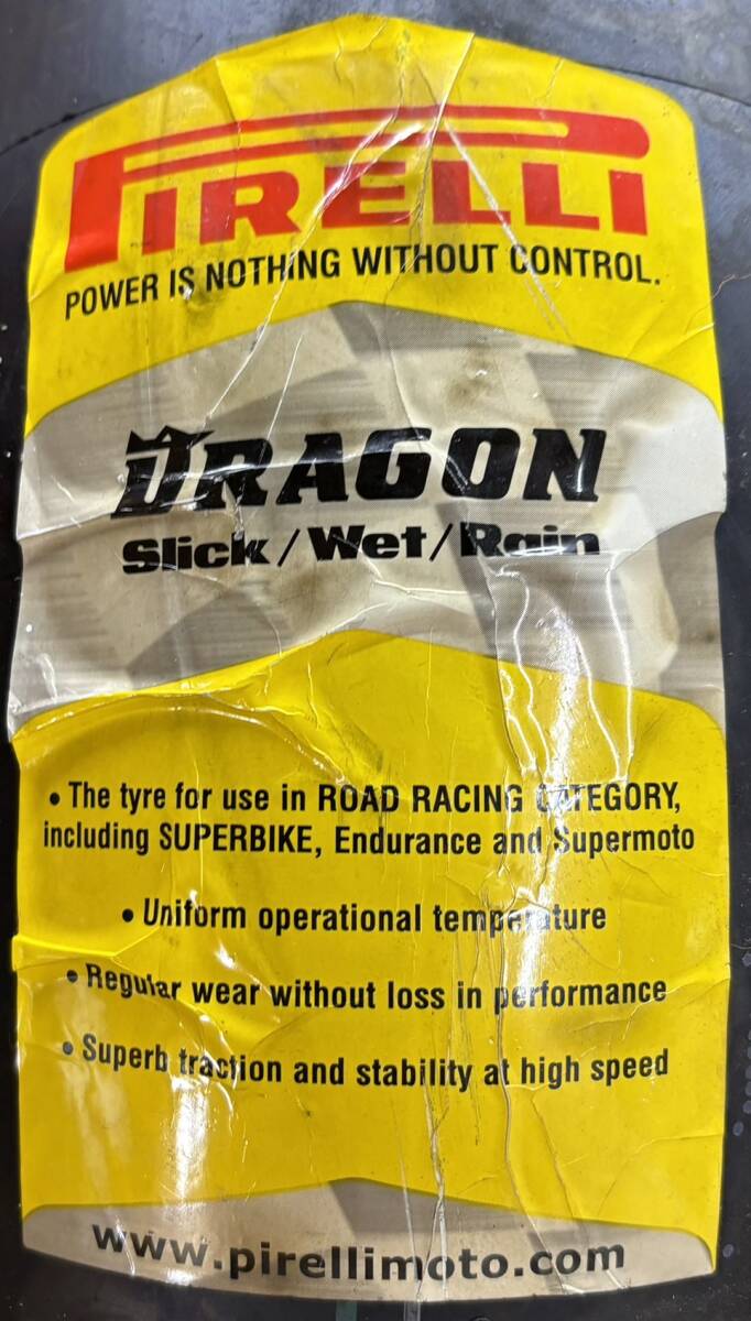 展示新品1点限★PIRELLI ピレリ DRAGON SLICK●180/55R17●レース/リア/タイヤ/ラジアル/スリック 180/55-17 ZRX1200 Z900RS XJR1300 16S51_商品ラベル画像です。