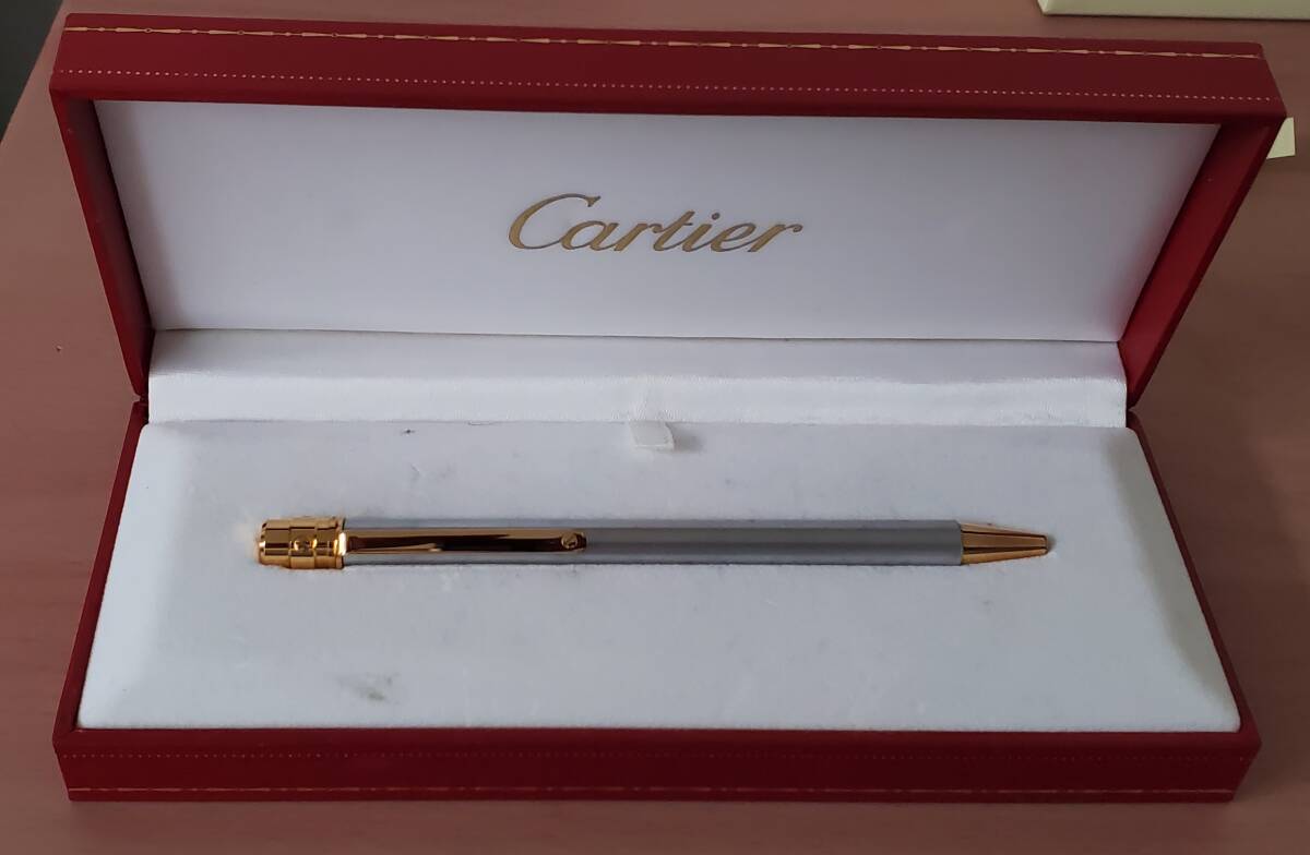 14706【1円スタート】Cartier カルティエ ボールペン サントス ツイスト式 ゴールド/シルバー 筆記用具 箱付き 筆記確認OK 包装無しで発送の画像1