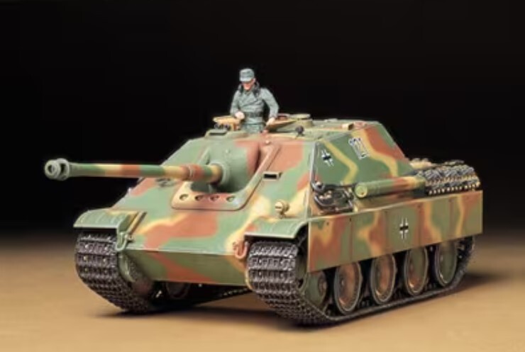 ★7426_1/35_タミヤ_JagdpanzerⅤ [ドイツ・ロンメル襲撃砲戦車] リモートコントロール・モーター付 未開_1/35 タミヤ模型参考商品