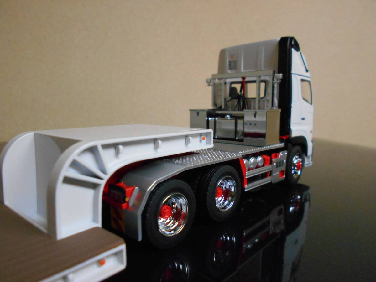 ケンクラフト １/50 プロフィア SS ６X4 Tractor ＆ 16輪中低床重量物運搬用トレーラー 自動あゆみ付き 未展示品 ③ おまけ付きの画像6