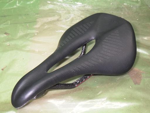 TNi carbon saddle [ used ]