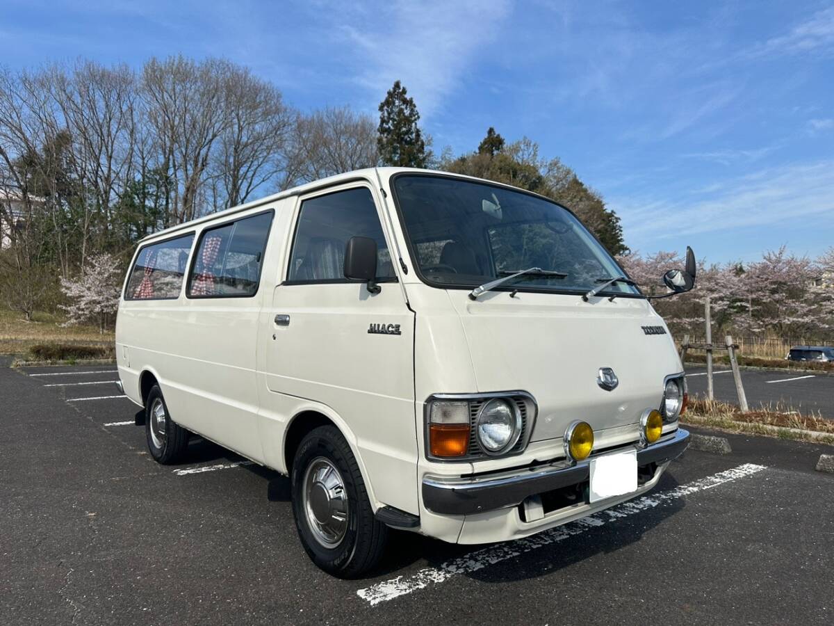 トヨタ ハイエースバン ロング RH35V2代目30系昭和58年後期最終型丸目旧車レトロ 希少実動車個人出品 即決有　TOYTA HIACE _画像1