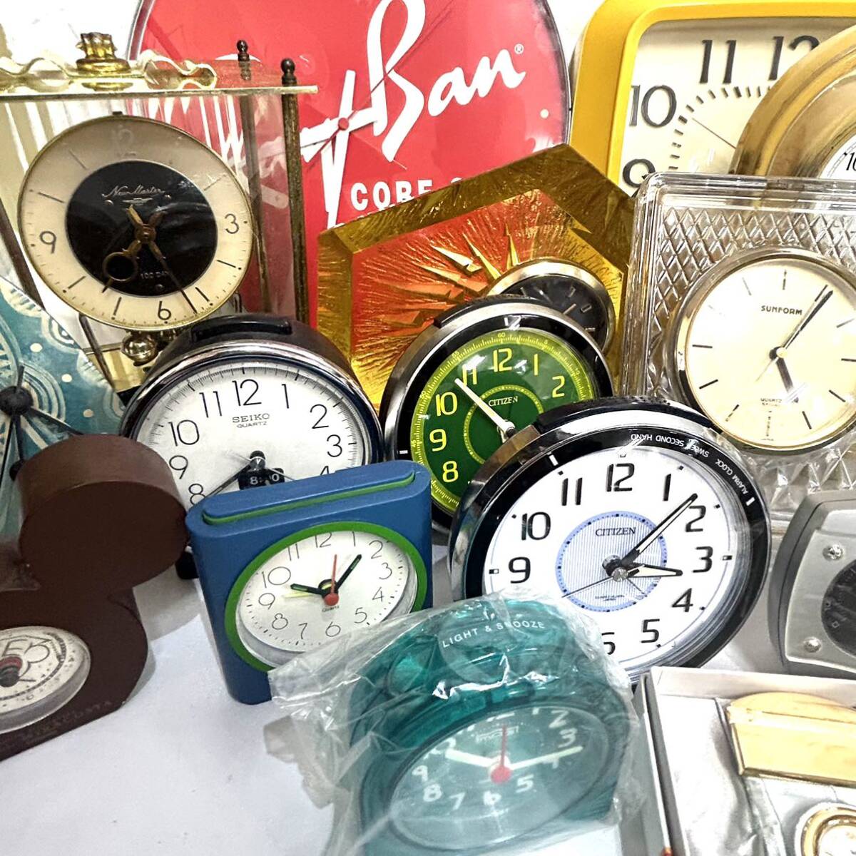 置時計 まとめ 目覚まし時計 セット売り 昭和レトロ ジャンク品 SEIKO CASIO CITIZEN WEDGWOOD RayBan など インテリア 掛時計の画像5