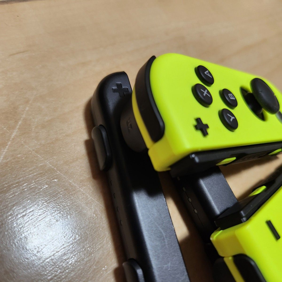 Nintendo Switch Joy-Con(L)/(R) ネオンイエロー