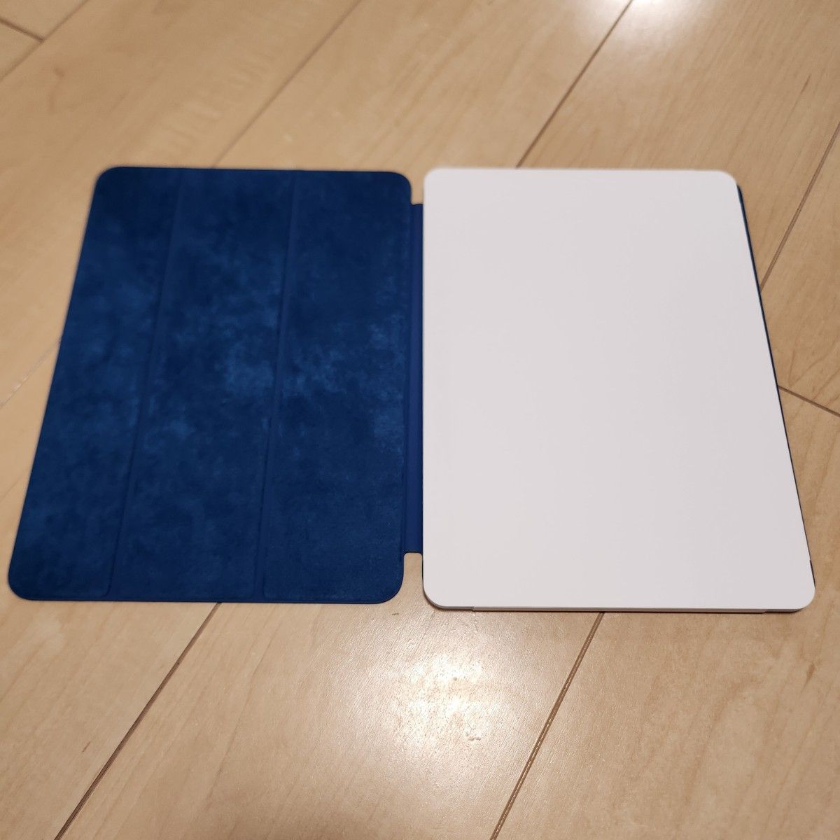 純正 iPad Air 第5世代用 Smart Folio MNA73FE/A 