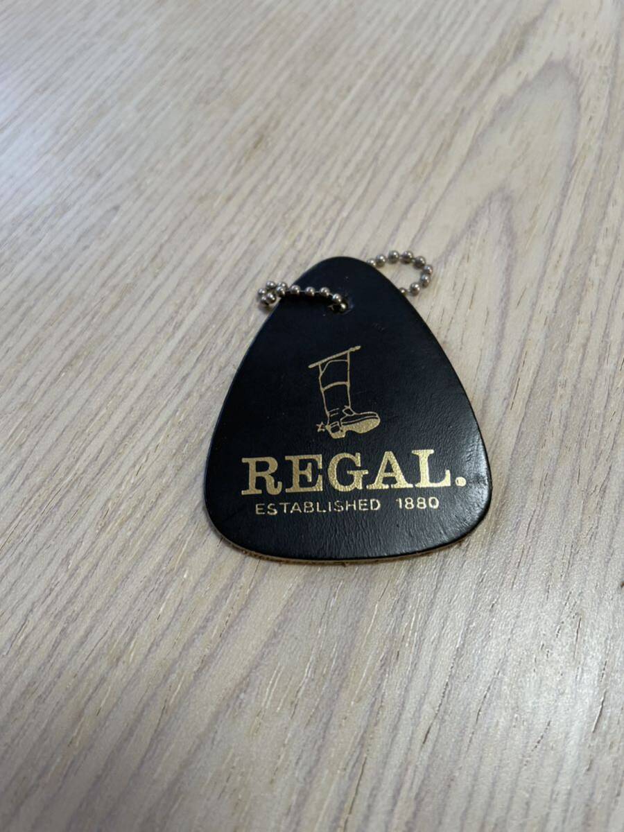 REGAL リーガル 本革ロゴタグ キーホルダーやアクセサリーとして_画像1