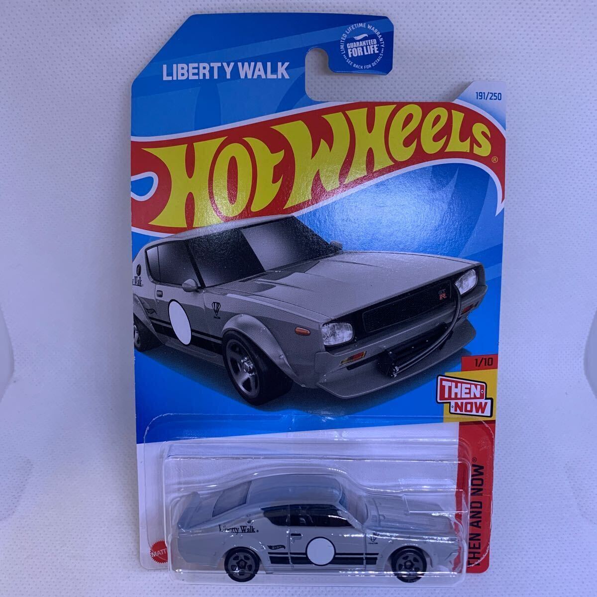 リバティーウォーク限定 ホットウィール スカイライン 2000GT-R HOTWHEELS SKYLINE2000GT-R LBWK の画像1