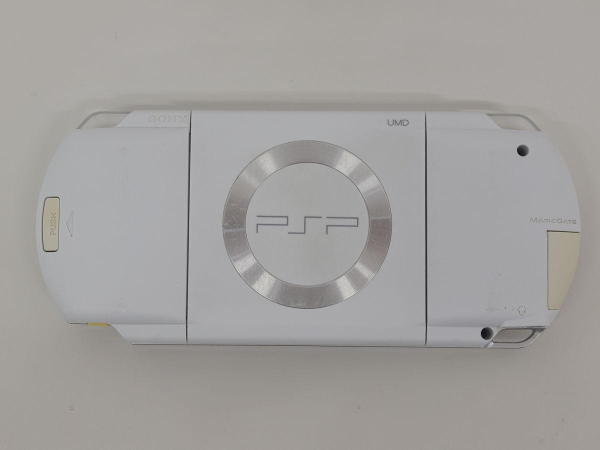 ゲーム機本体 / PSP プレイステーションポータブル PSP-1000 セラミック ホワイト / SONY / 動作確認済 / 箱,ACアダプタ,取説付き【G040】_画像4