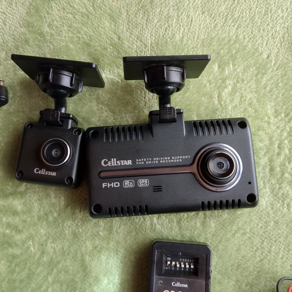 セルスター工業 前後ドラレコ CSD-790FHG GDO-10 ジャンク セルスター工業 前後ドラレコ CSD-790FHG GDO-10 ジャンク