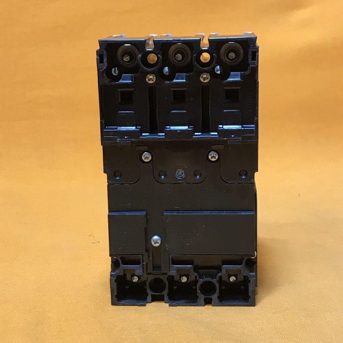 低圧遮断器 三菱電機 NF63-CV 3P 10A サテイゴー_画像4