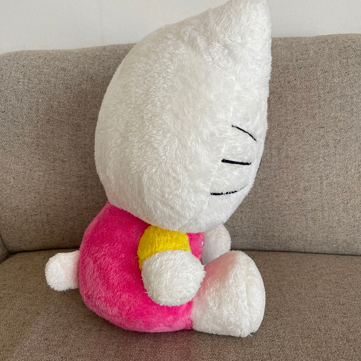 サンリオ ハローキティ 特大ぬいぐるみ|Yahoo!フリマ(旧PayPay サンリオ ハローキティ 特大ぬいぐるみ|Yahoo!フリマ(旧PayPay