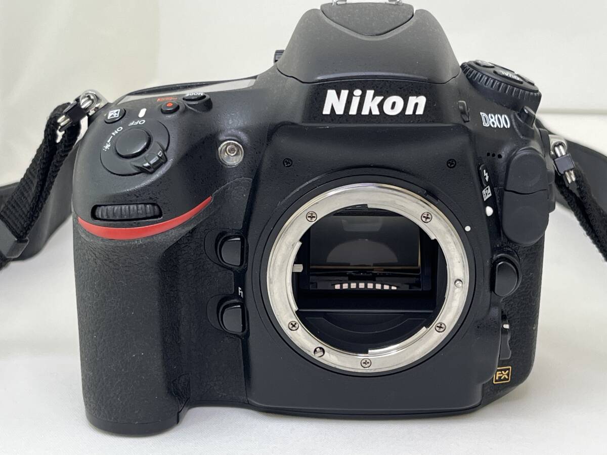 【M12】Nikon D800 ボディー 動作品 中古 充電器 バッテリー付き_画像2