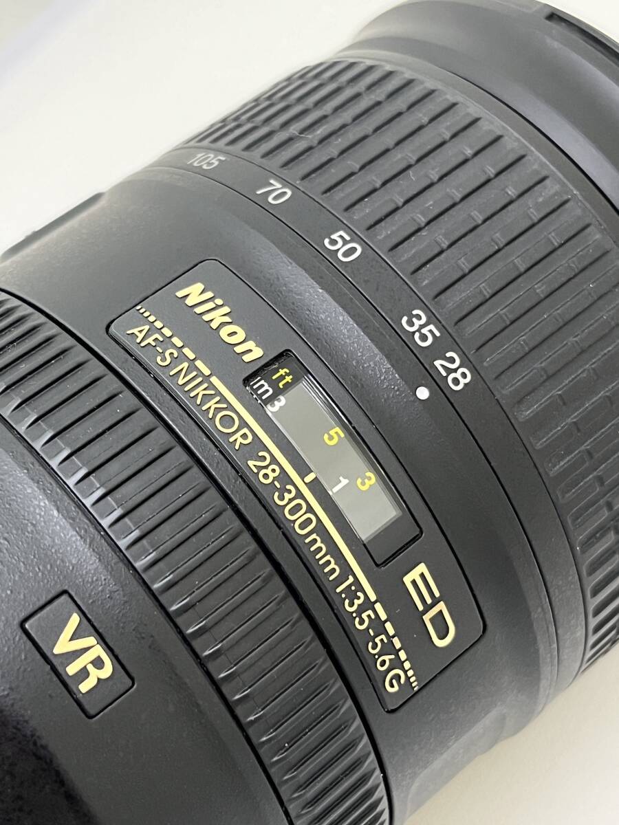 【M11】Nikon ED AF-S NIKKOR 28-300mm 1:3.5-5.6 G VR 52084164 説明書 箱付きの画像3