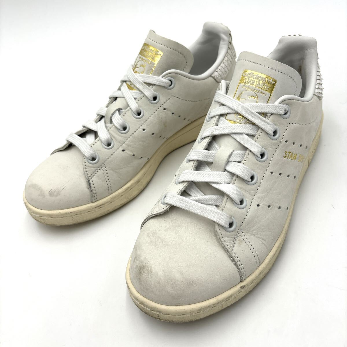 C ＊ 17年製 '希少モデル' adidas originals アディダスオリジナルス STAN SMITH スタンスミス 本革 クロコ型押し スニーカー 23cm CG3636_画像1