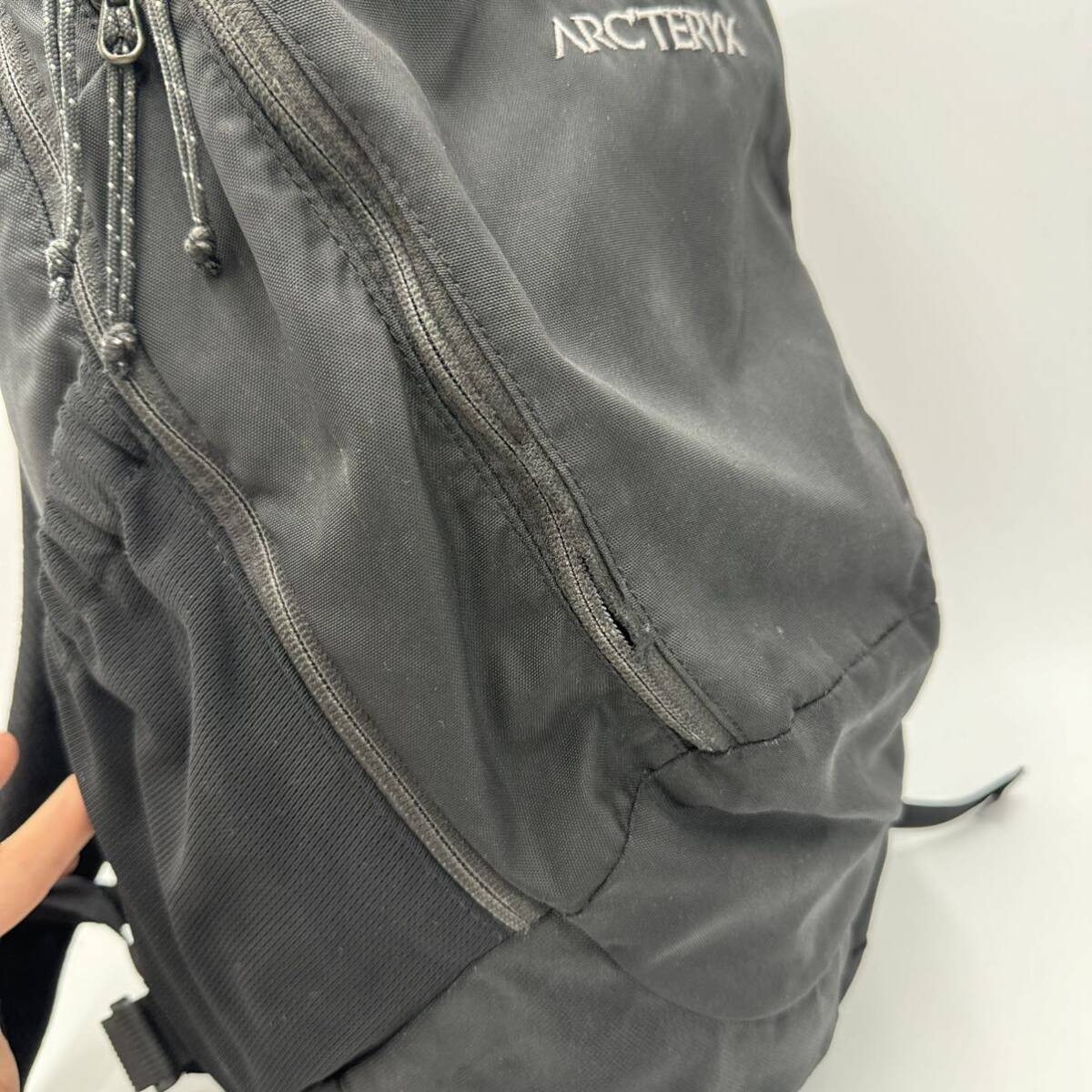 ☆ 人気モデル!! '国内正規品' Arc'teryx アークテリクス MANTIS 26L 7715-67908 リュック バックパック 鞄 デイパック BLK 黒 アウトドア_画像4