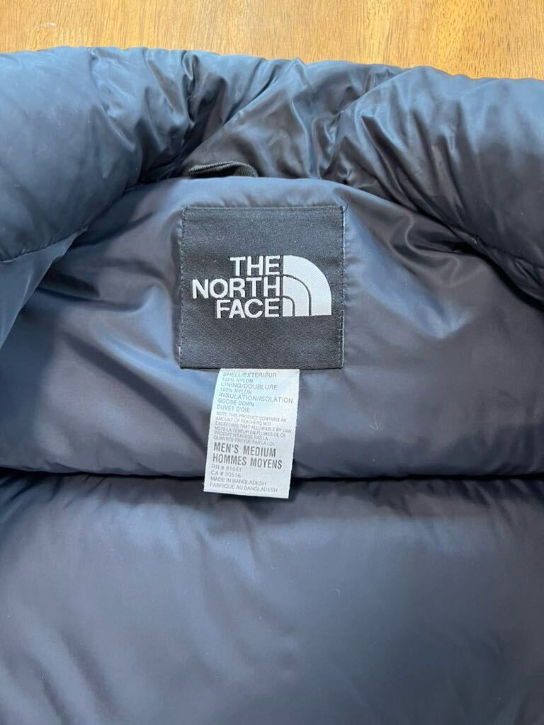 THE NORTH FACE ザ ノース フェイス ヌプシ ダウンジャケット 700フィル ネイビー×ブラック サイズMの画像8