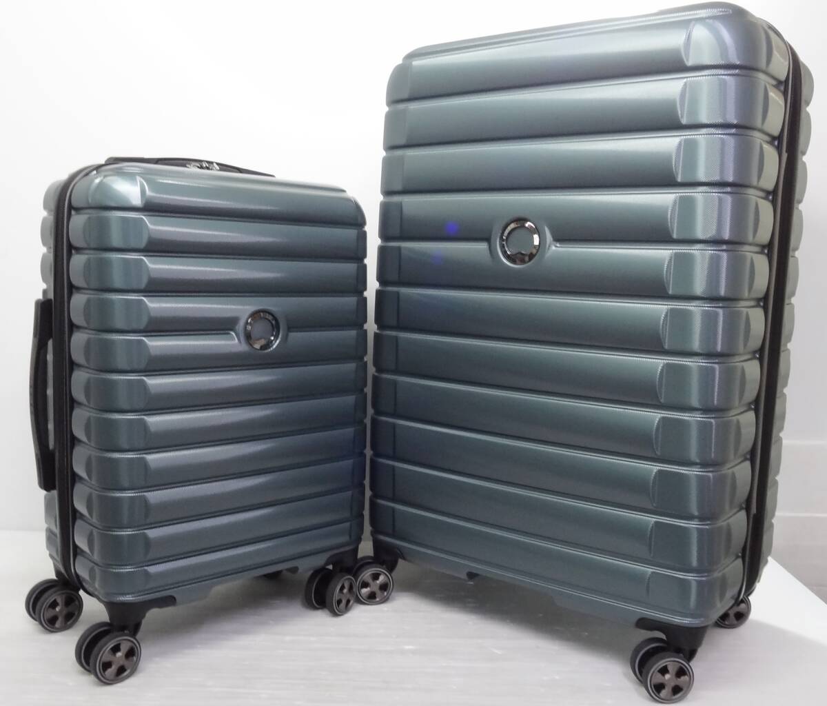 A0118 DELSEY PARIS スーツケース 2個セット (23インチ & 30インチ) グリーン 2622194 