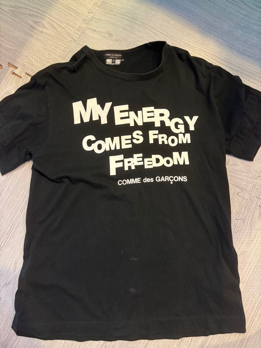 MY ENERGY COMES FROM FREEDOM TEE （Mサイズ） 黒 Tシャツ