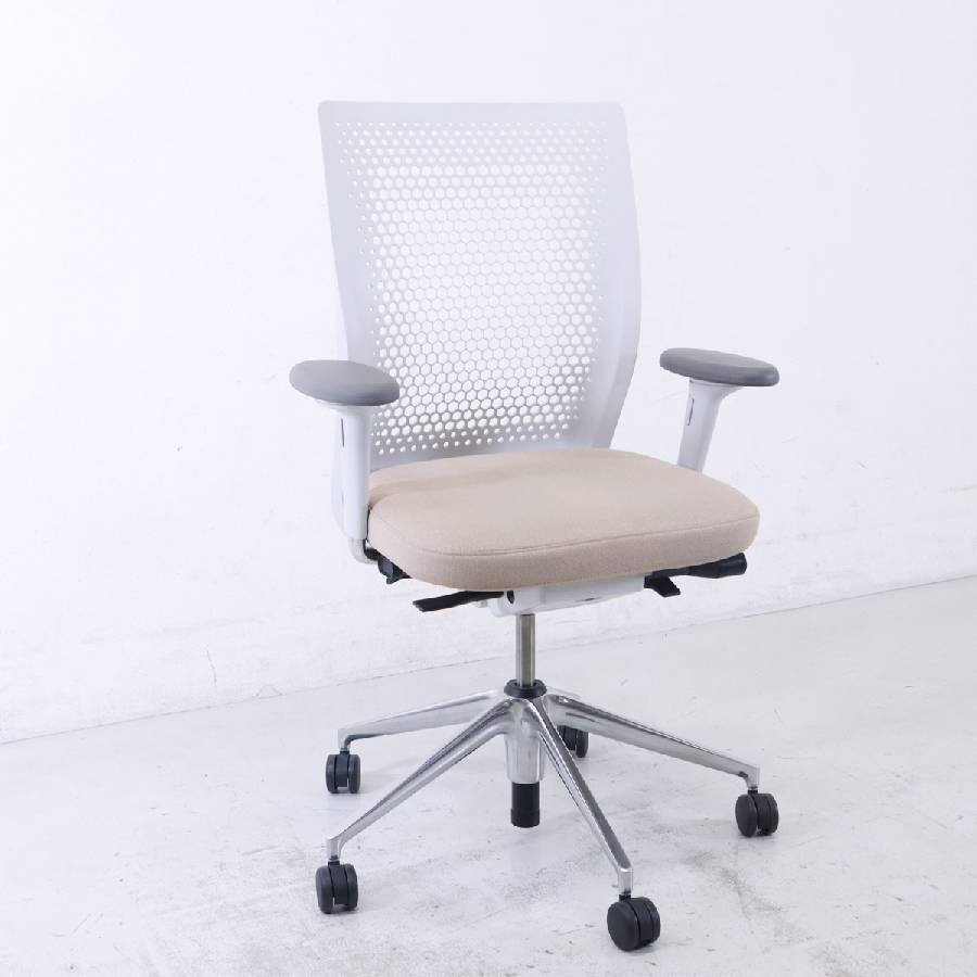 vitra. ヴィトラ【ID Air】ID Chair Concept IDチェア デスクチェア 肘付き 布張り ベージュ系 アントニオ・チッテリオ IDエア★803h05_画像1