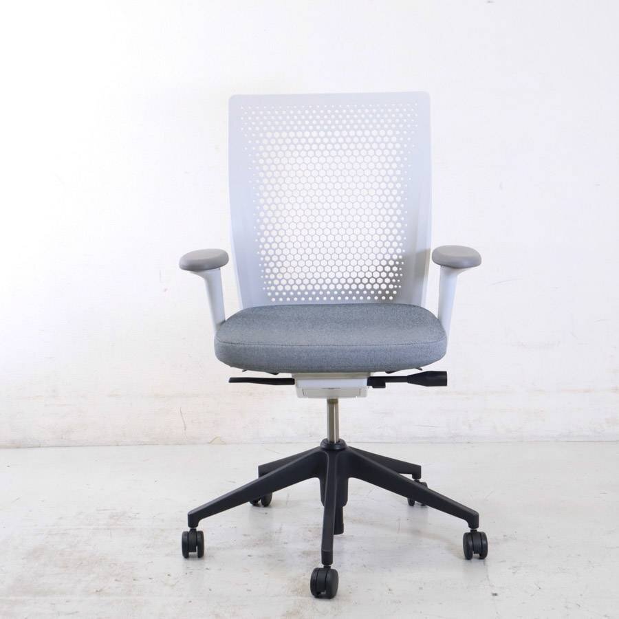 vitra. ヴィトラ【ID Air】ID Chair Concept IDチェア デスクチェア 肘付き 布張り ダークグレー系 アントニオ・チッテリオ IDエア★823h14_画像1