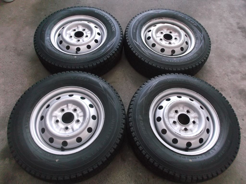 ★希少品！？ボンゴバン純正スチール 4.5J×14 IS50 114.3/5H 165R14 6PR 21年製スタッドレス付き！【B-741】の画像1