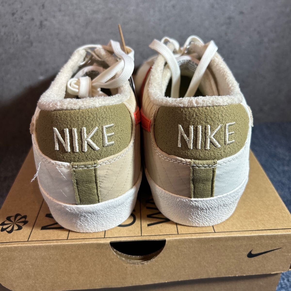 【未使用品】ナイキ NIKE blazer low ‘77 LX NN カジュアルシューズ 32cm ホワイト メンズ コットン_画像4