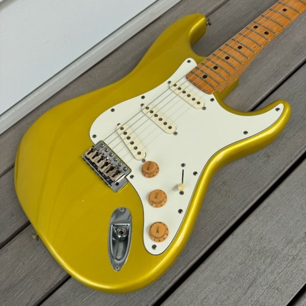 カタログ外 メンテナンス済 TOKAI SILVER STAR SS-65 GM レアカラー ストラトキャスターコピー ラージヘッド トーカイ シルバースター SS65の画像2