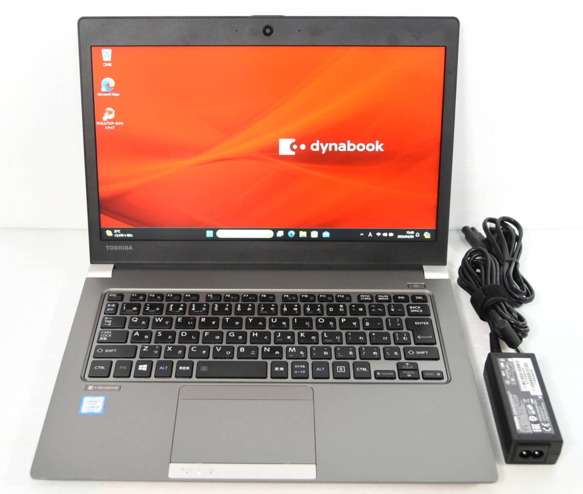 ☆東芝 dynabook R63/J i5-8250U 1.6(3.4)GHz 8CPU/SSD 256GB/FHD 1920x1080/無線/Bluetooth/カメラ/Office 2021/最新W11 & リカバリ☆0437_画像1