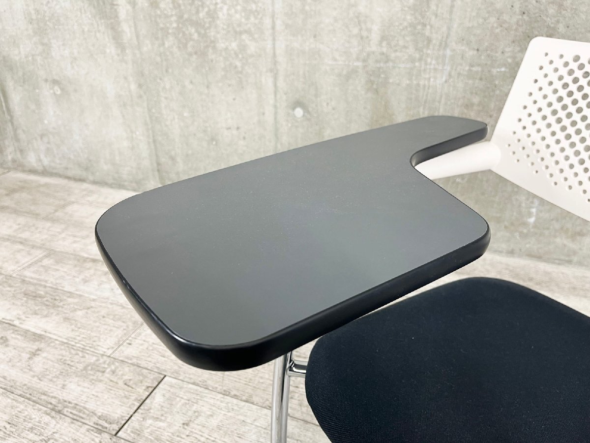 vitra/ヴィトラ■ビザビ2 スタッキングチェアデスク付き■ブラックｘホワイト■アントニオチッテリオ■hhstyle_画像9