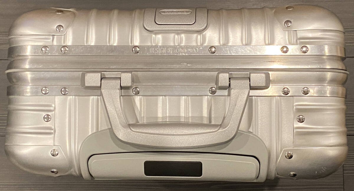 【美品】RIMOWAリモワTOPASトパーズTITANIUMチタニウムCABIN Sキャビン2ホイール32Lスーツケース トランク2輪キャビントロリー 92052002の画像3