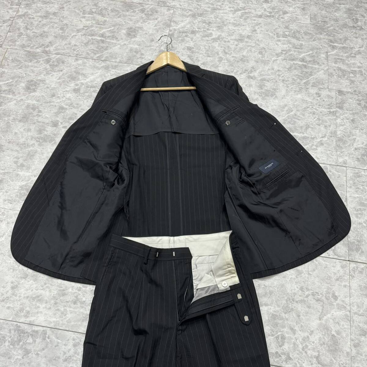 A ☆ 高級ラグジュアリー服 '日本製' BURBERRY LONDON バーバリー 上下 セットアップ WOOL100%生地 ストライプ柄 スーツ 紳士服 size:40Rの画像8