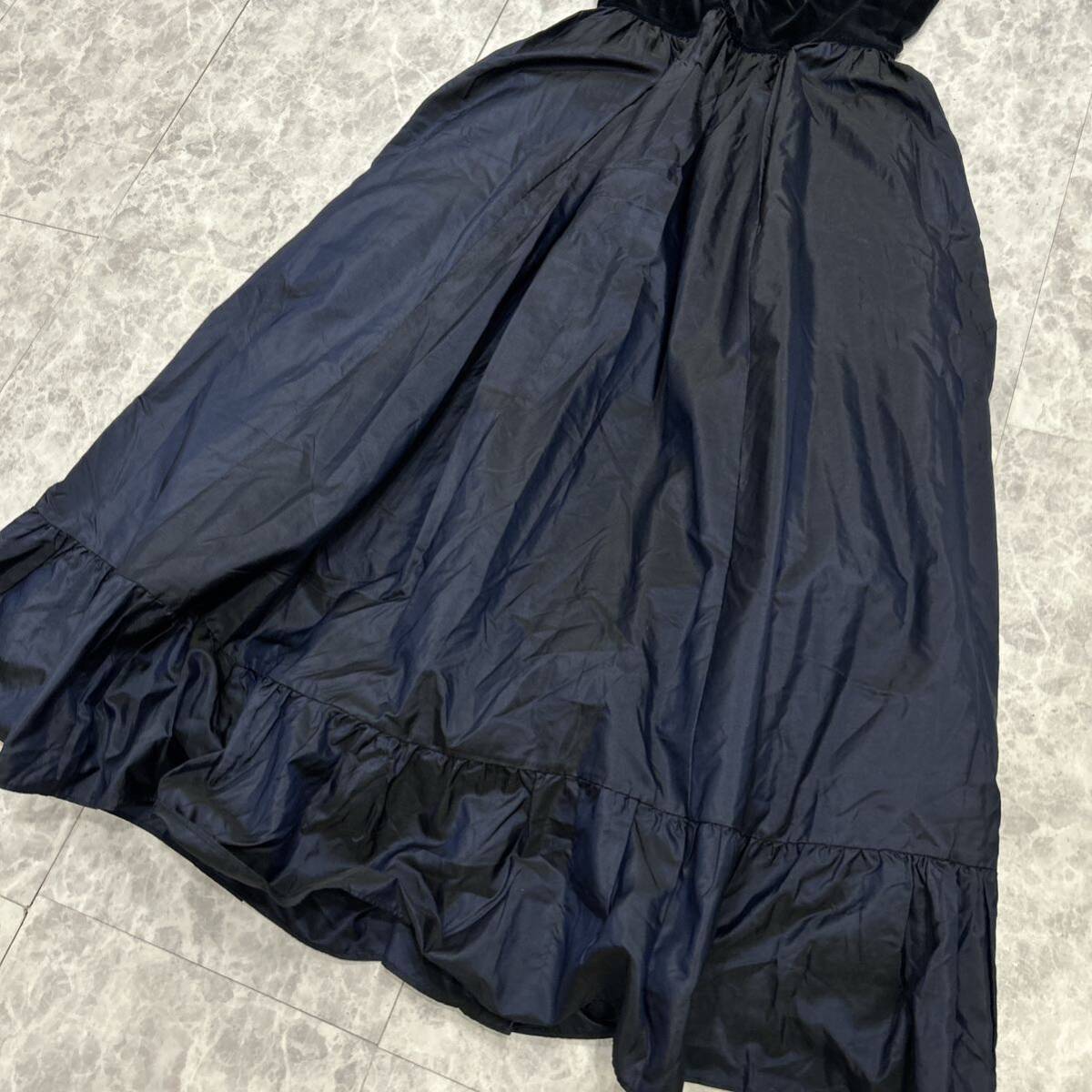 Z ■ 未使用 / 英国製 '洗礼されたデザイン' LAURA ASHLEY ローラアシュレイ 高品質 ベロア 切り替え ノースリーブ ドレス ワンピース の画像4